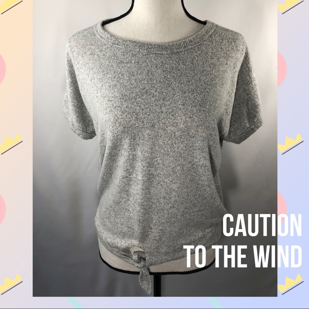 CAUTION TO THE WIND Women’s Comfy Top